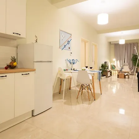 Quiet But The Kristalli Retreat Lejlighed *